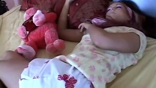 Teen gets sandwiched after sleep