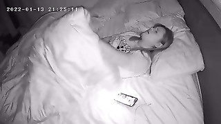 Fat Tit Cougar Finger Ravages Before Bed
